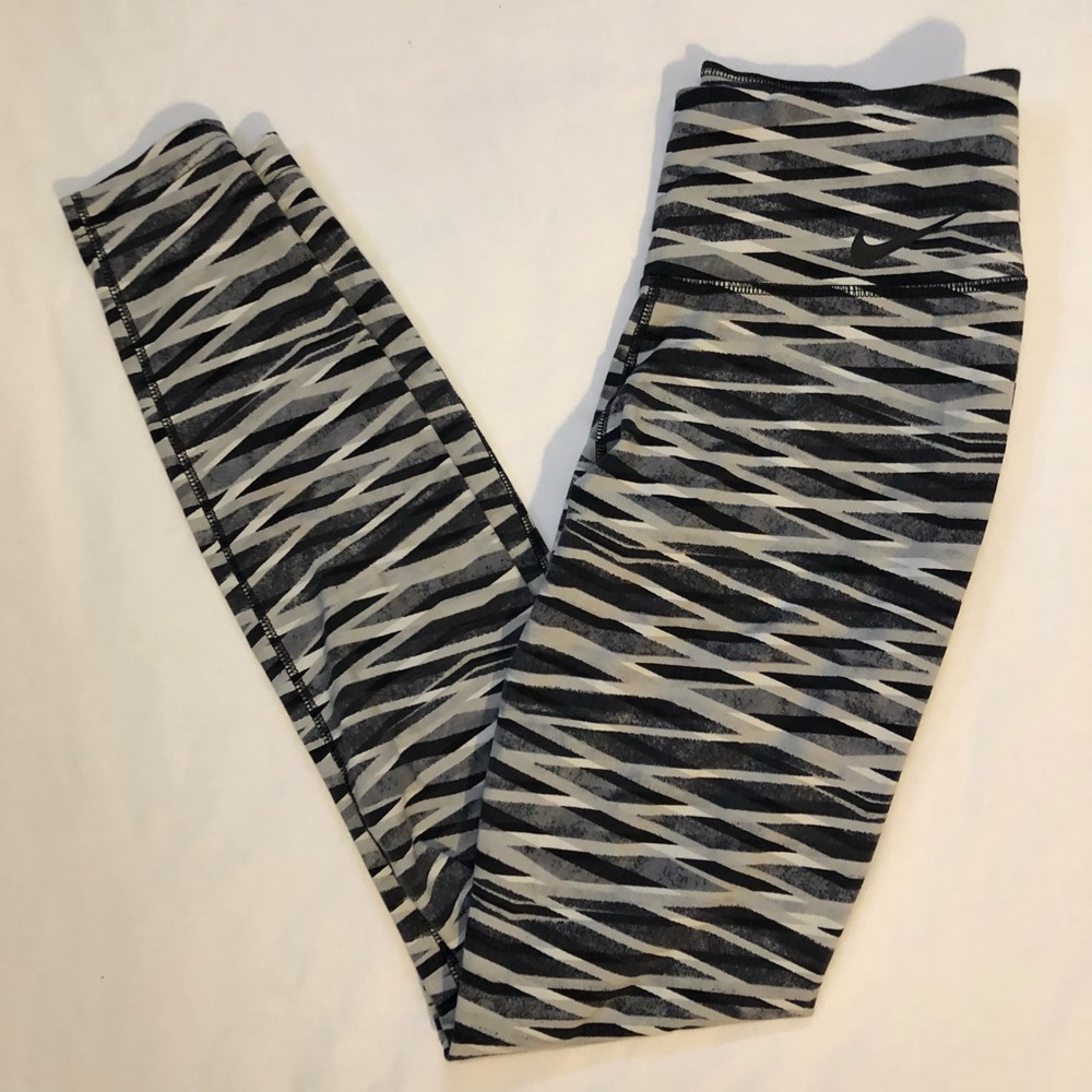 Nike dry fit leggings small work out pants